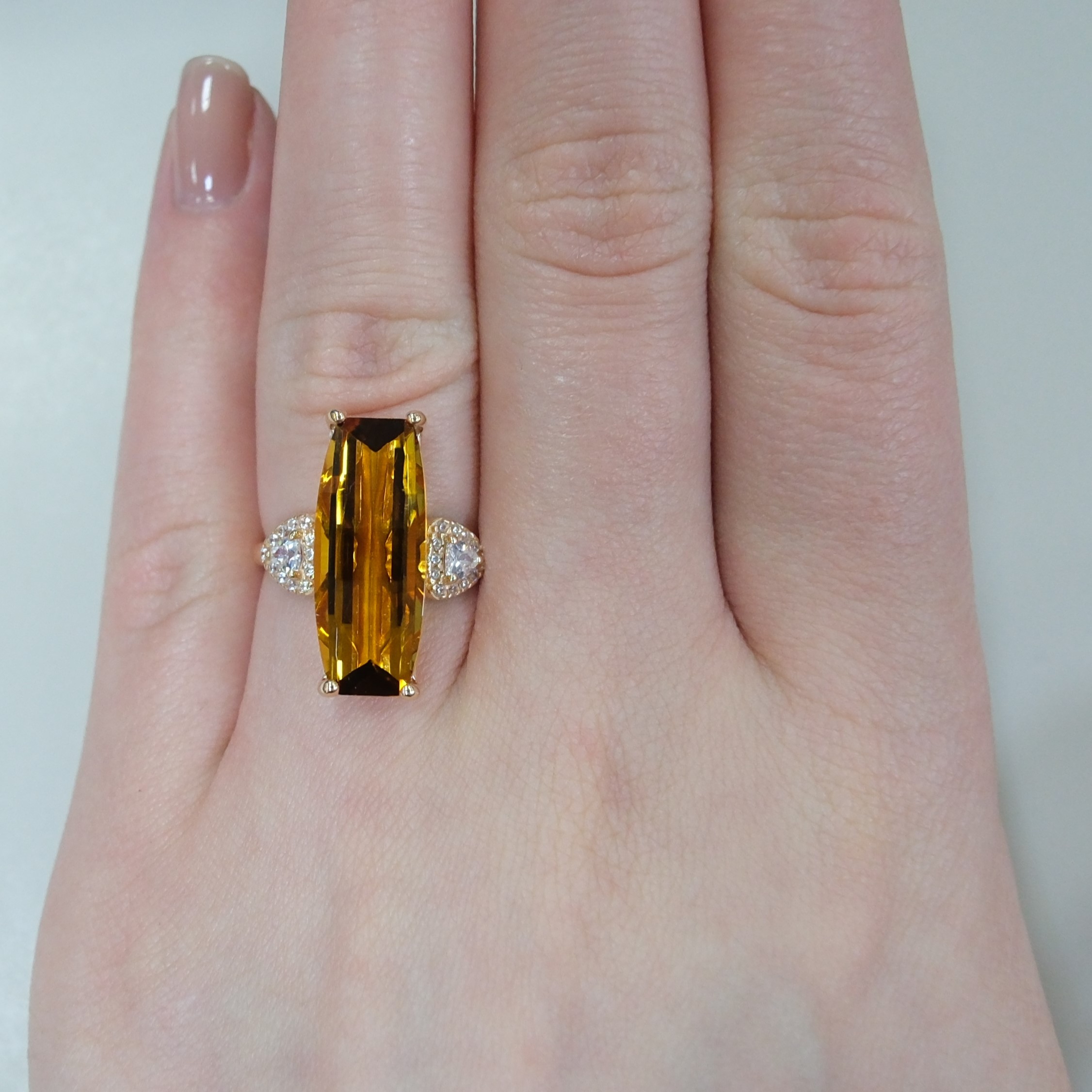 Серебряное кольцо с цитрином